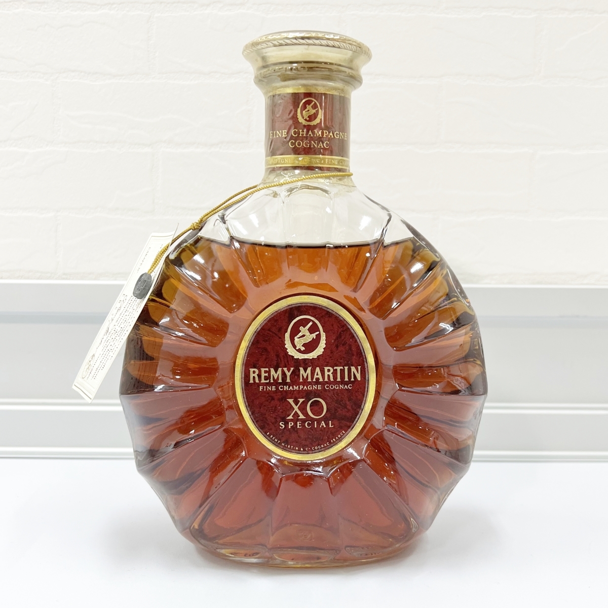 XO レミーマルタン MARTIN REMY スペシャル コニャック 700ml SPECIAL