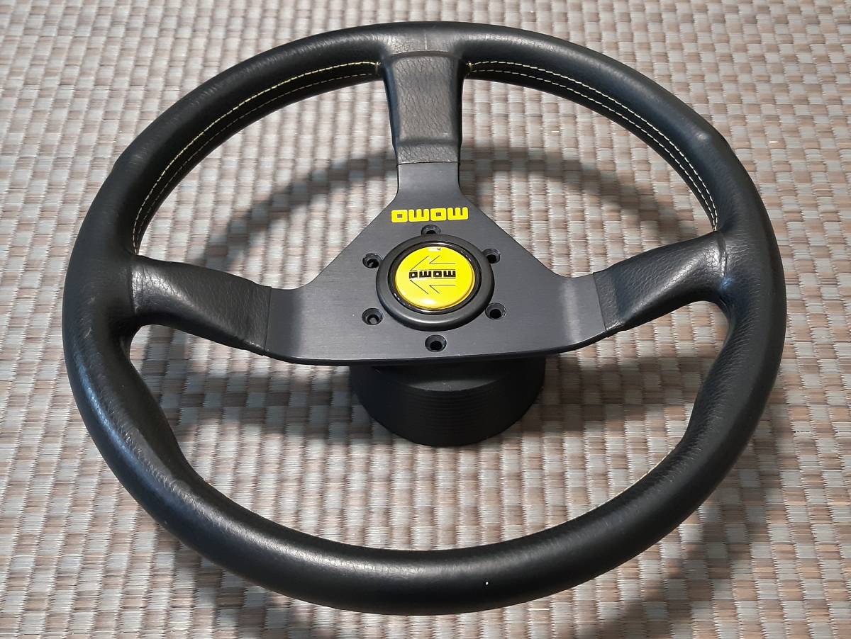 希少 正規品 momo VELOCE RACING ブラックスポーク 34Φ USED 【公式通販】
