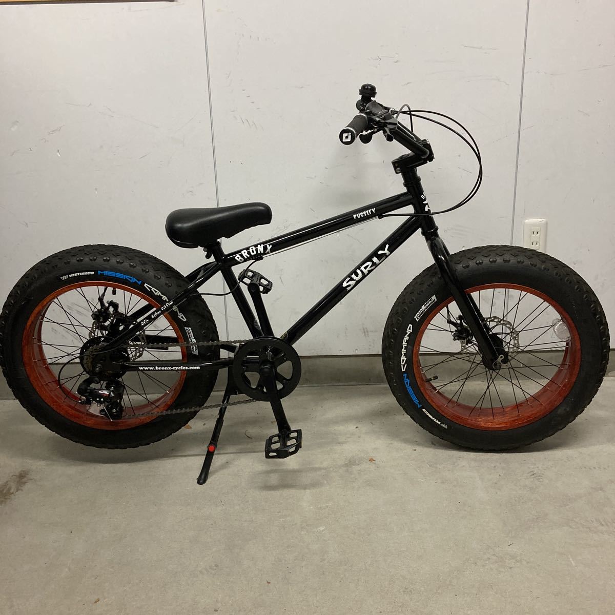 BRONX ブロンクス ファットバイク 自転車 黒 7段ギア 20インチ×4.0(24 
