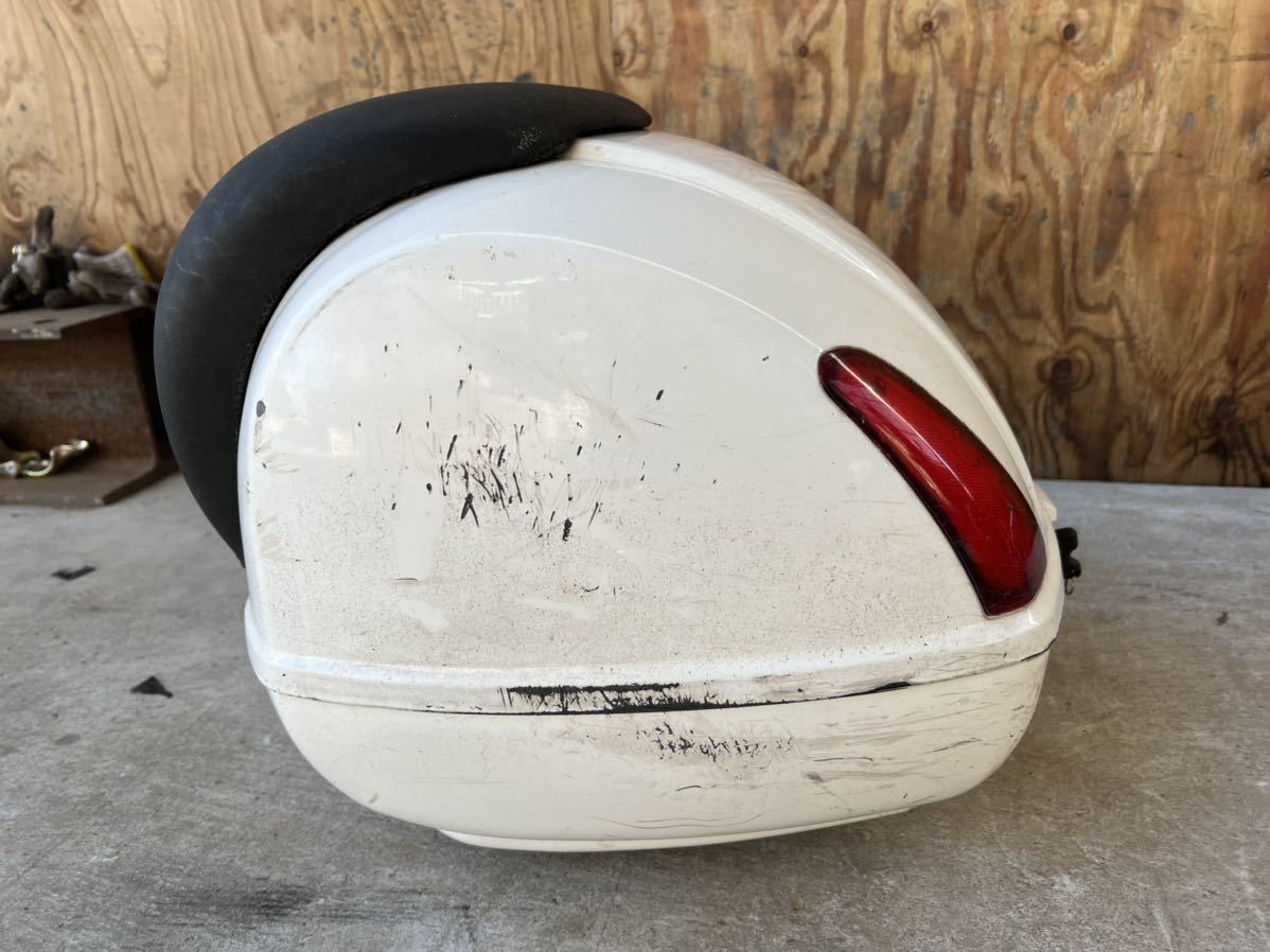 ベスパ リアキャリア ボックス VESPA GTS250 リアキャリア トップ