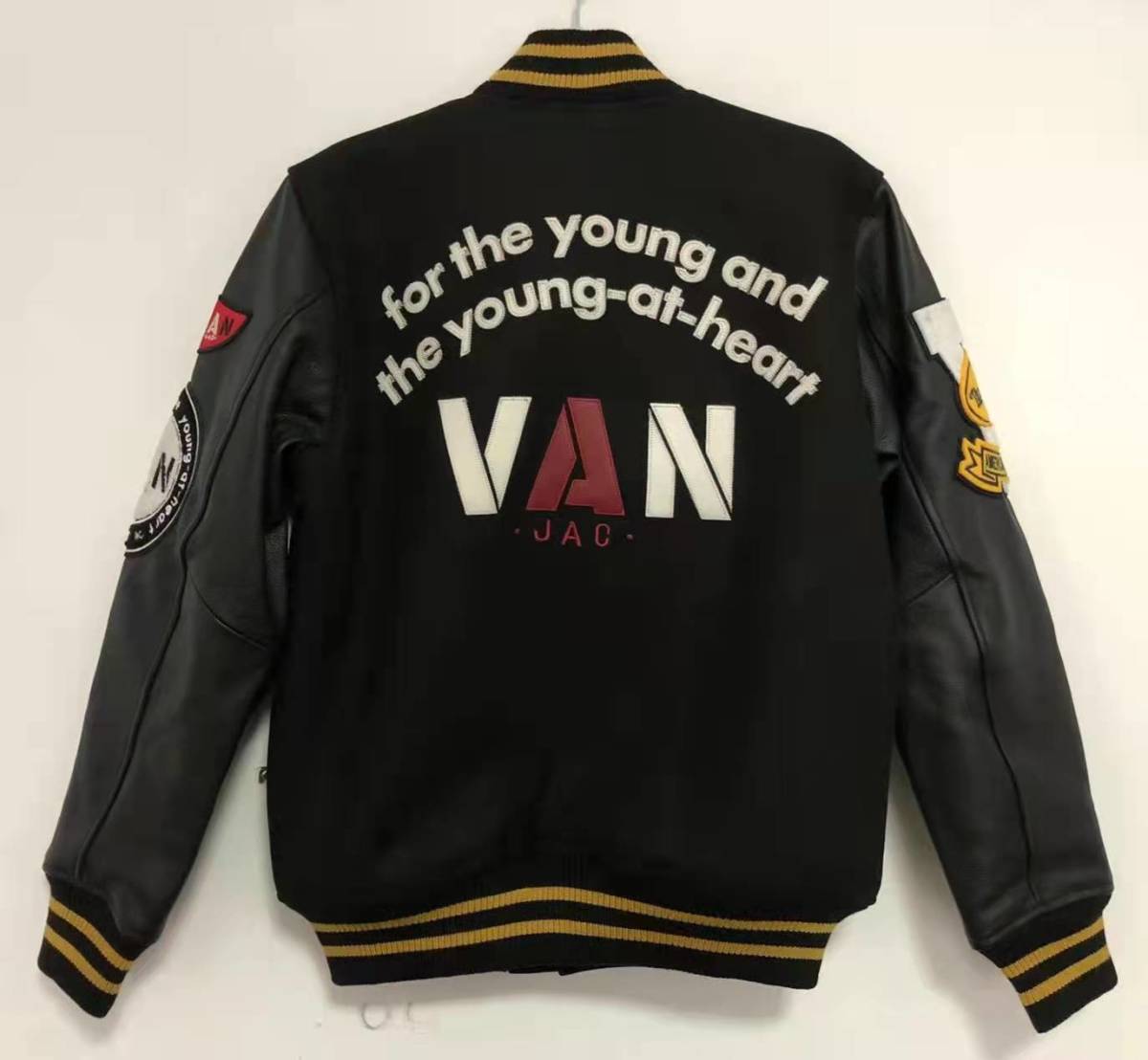 VAN JAC 　VAN JACKET　牛革スタジャン袖革レザーファラオコートM 未使用 VAN JAC VANSON コラボ 袖革レザースタジャン VAN JACKET XL