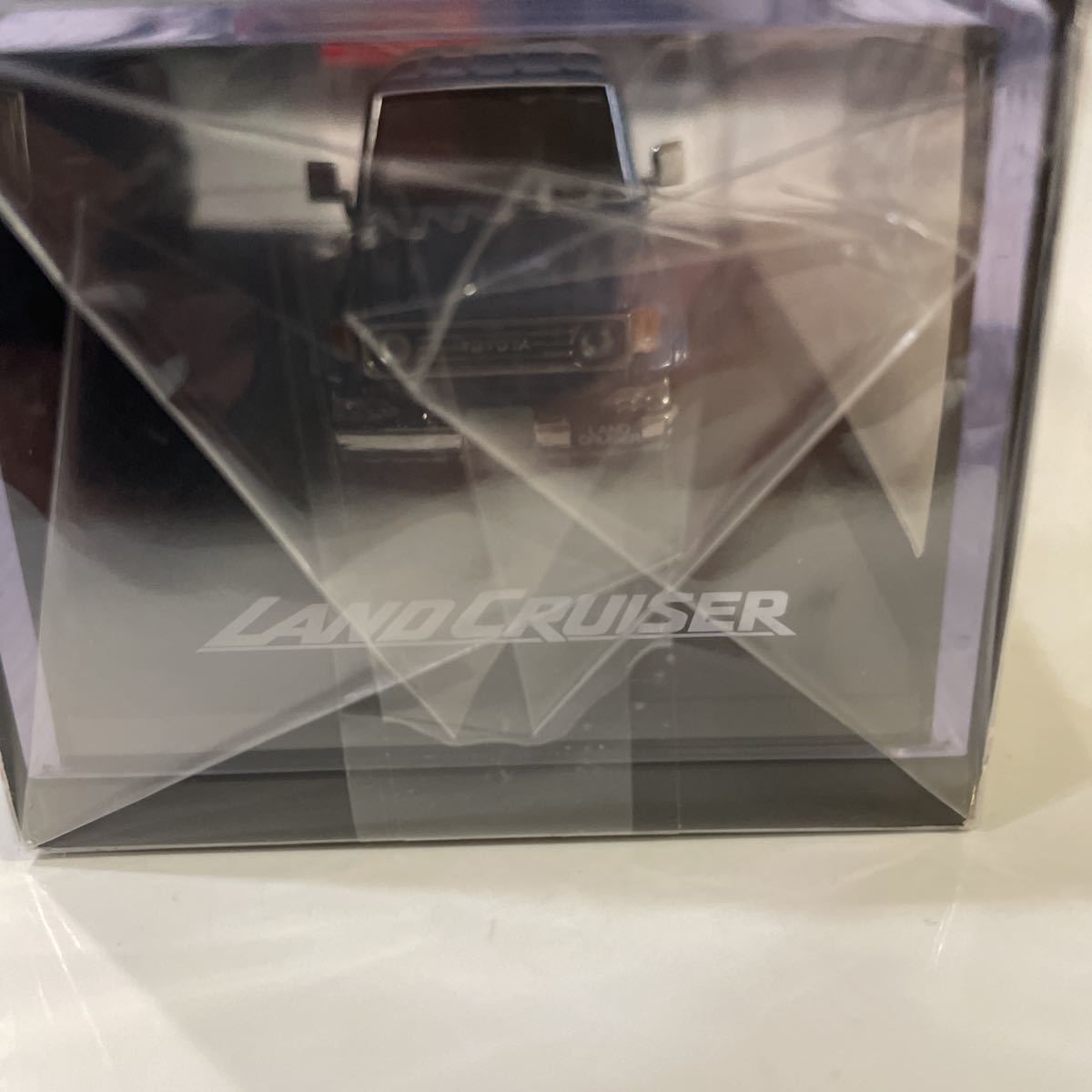 nekoです ホビージャパン 1/64 トヨタ ランドクルーザー 70 ZX 4ドア 1994
