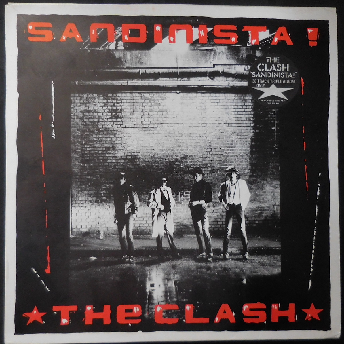 定番，大人気 クラッシュ CLASH／SANDINISTA 英国オリジナル盤 真初回プレスステッカー付き(CLASH， The)｜売買されたオークション情報、yahooの商品情報をアーカイブ公開 - オークファン  The