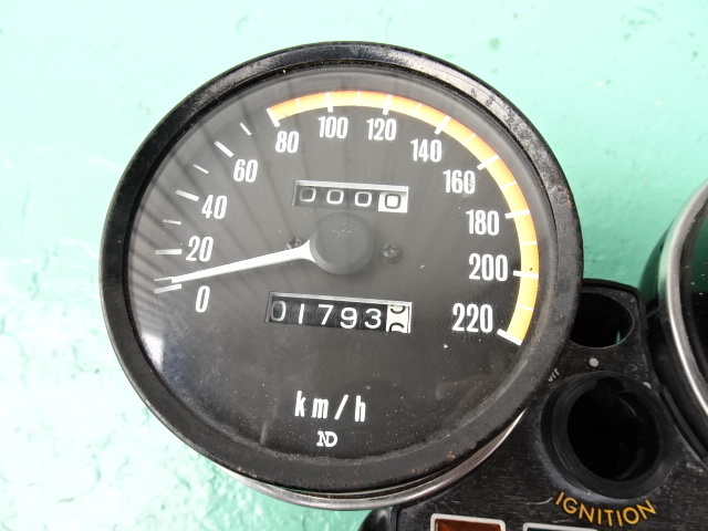 カワサキKAWASAKI Z1Z2KZ系純正当時物スピードメーター もったいなく
