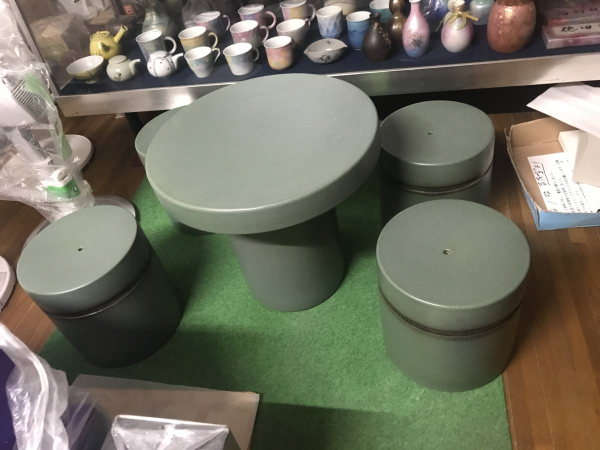 k*k様 引き取り限定　ガーデンテーブル チェアセット 陶器 陶器製テーブル椅子セット ほぼ未使用 引き取り限定(ガーデン