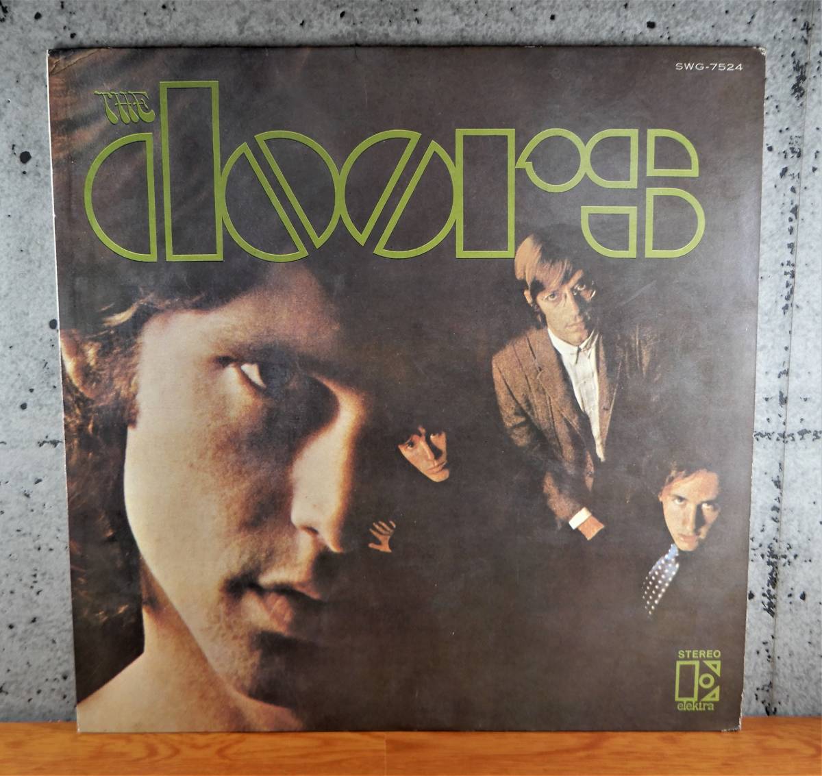  LP ドアーズ THE DOORS ハートに火をつけて 白レーベル SWG-7524(Doors)｜売買されたオークション情報、yahooの商品情報をアーカイブ公開 - オークファン D