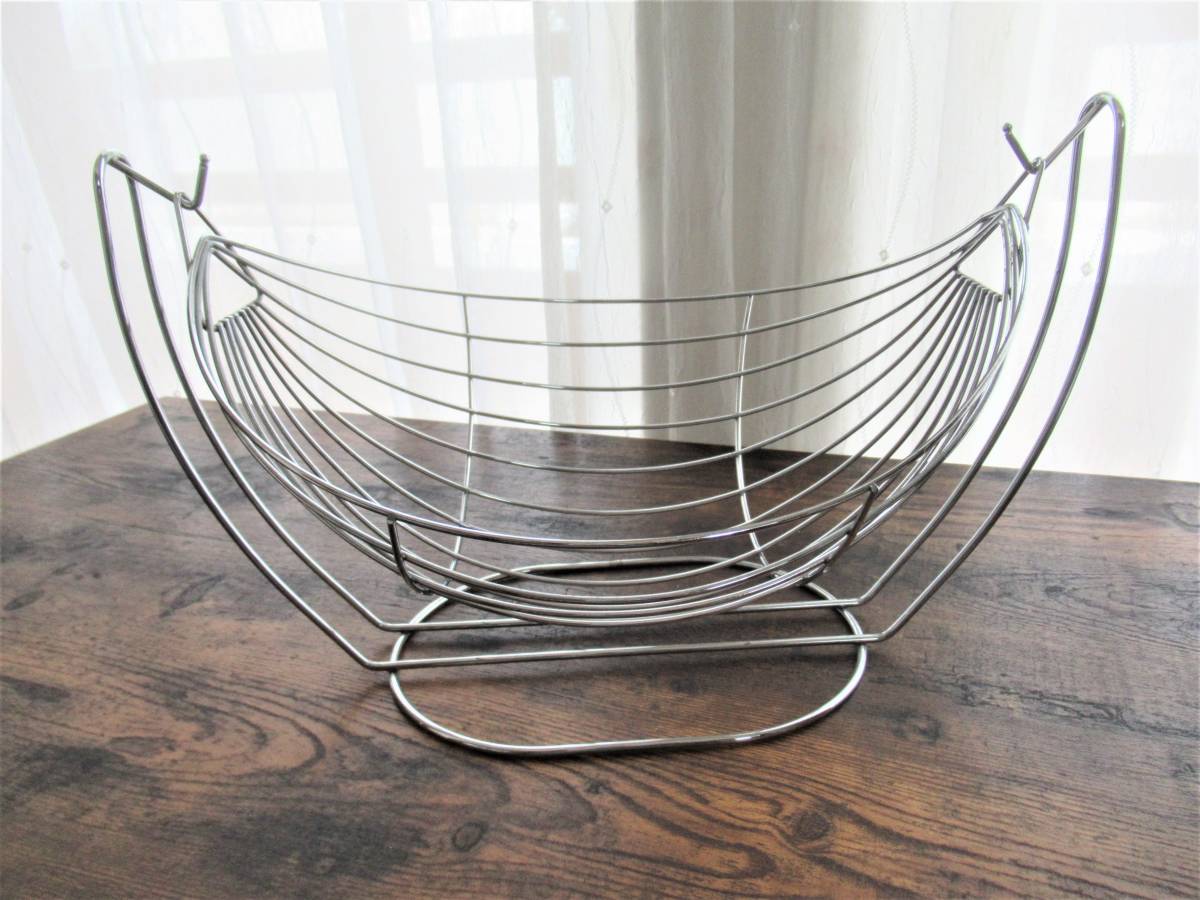 最大59 Offクーポン ワイヤーバスケット 戸塚刺繍布付き ワイヤー収納 部屋のアクセント ハンドメイド小物入れ かごカゴ籠 Tripsters Tips