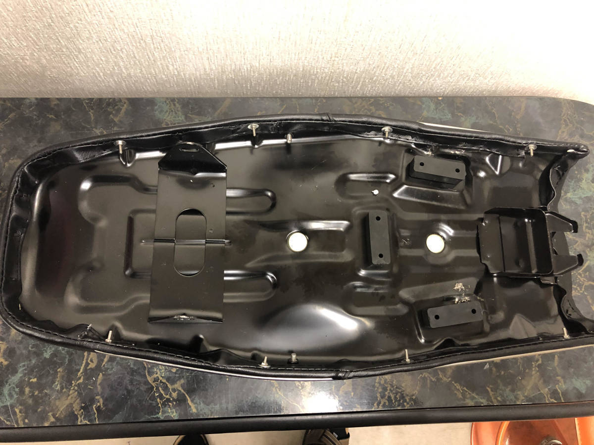 新品・未使用！ HONDA 純正シート 旧車ルック CD125 