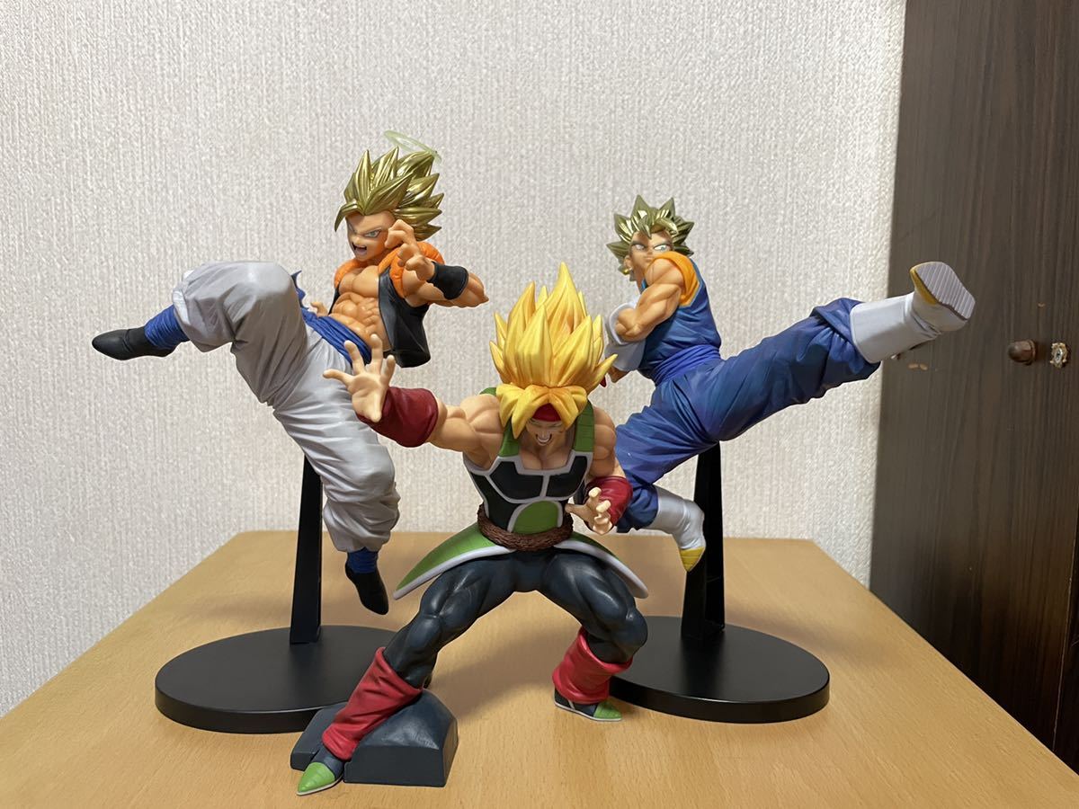 開封品 ドラゴンボールZ フィギュア BLOODOFSAIYANS 孫悟空 ゴジータ 