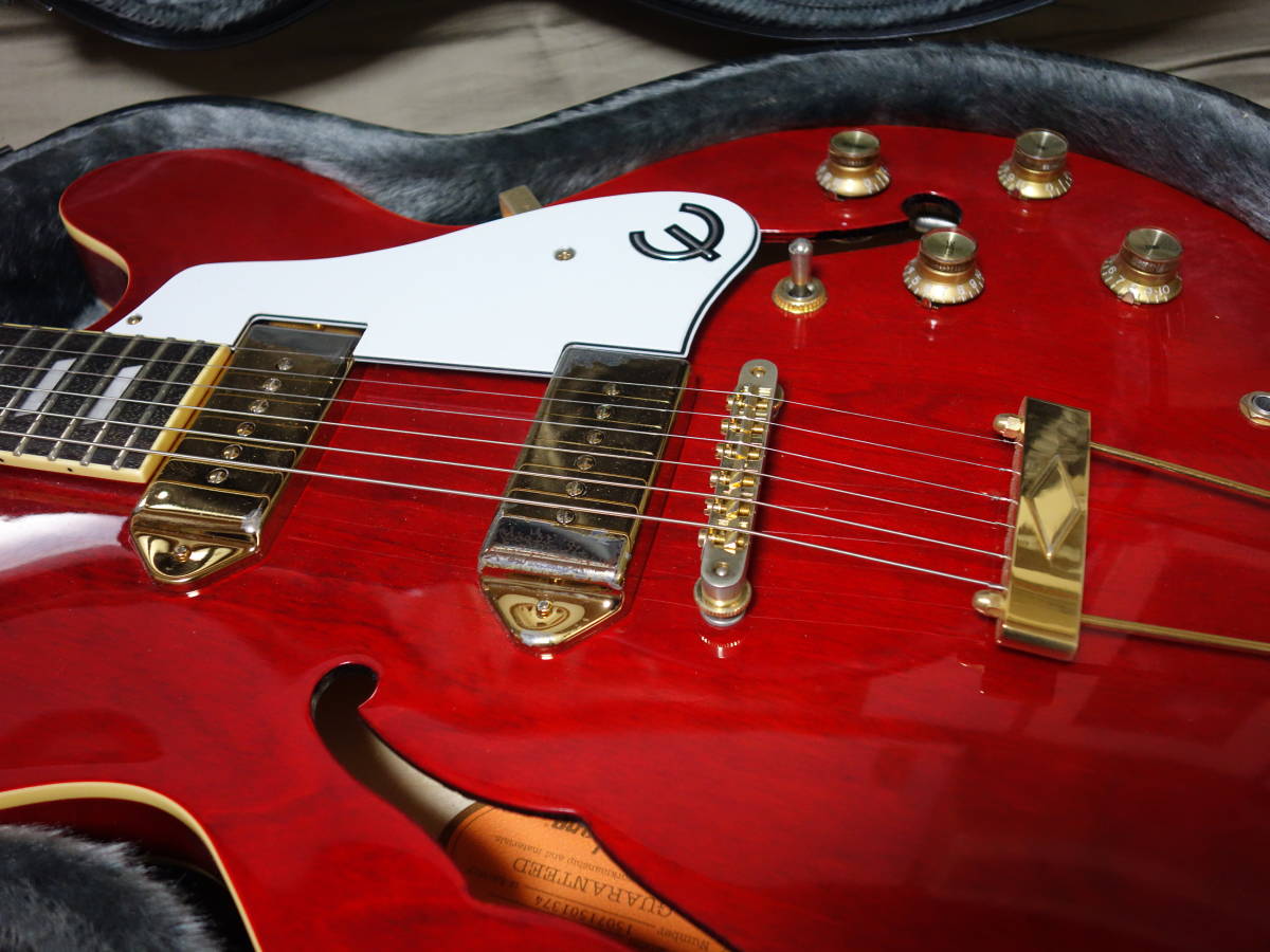 Epiphone Casino cherry + ハードケース ギター
