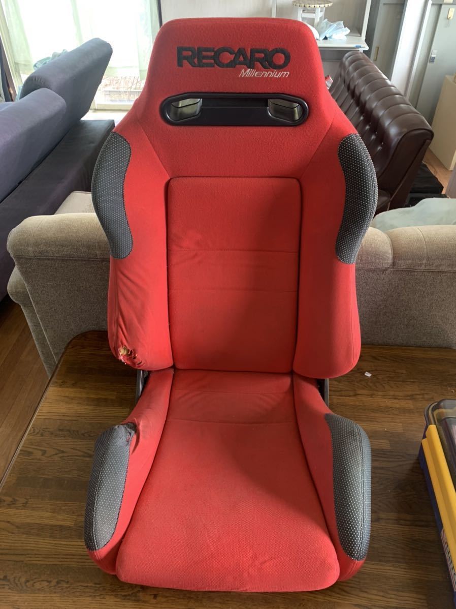 RECARO セミバケットシート SR-3？ millennium レカロ セミバケ 赤 