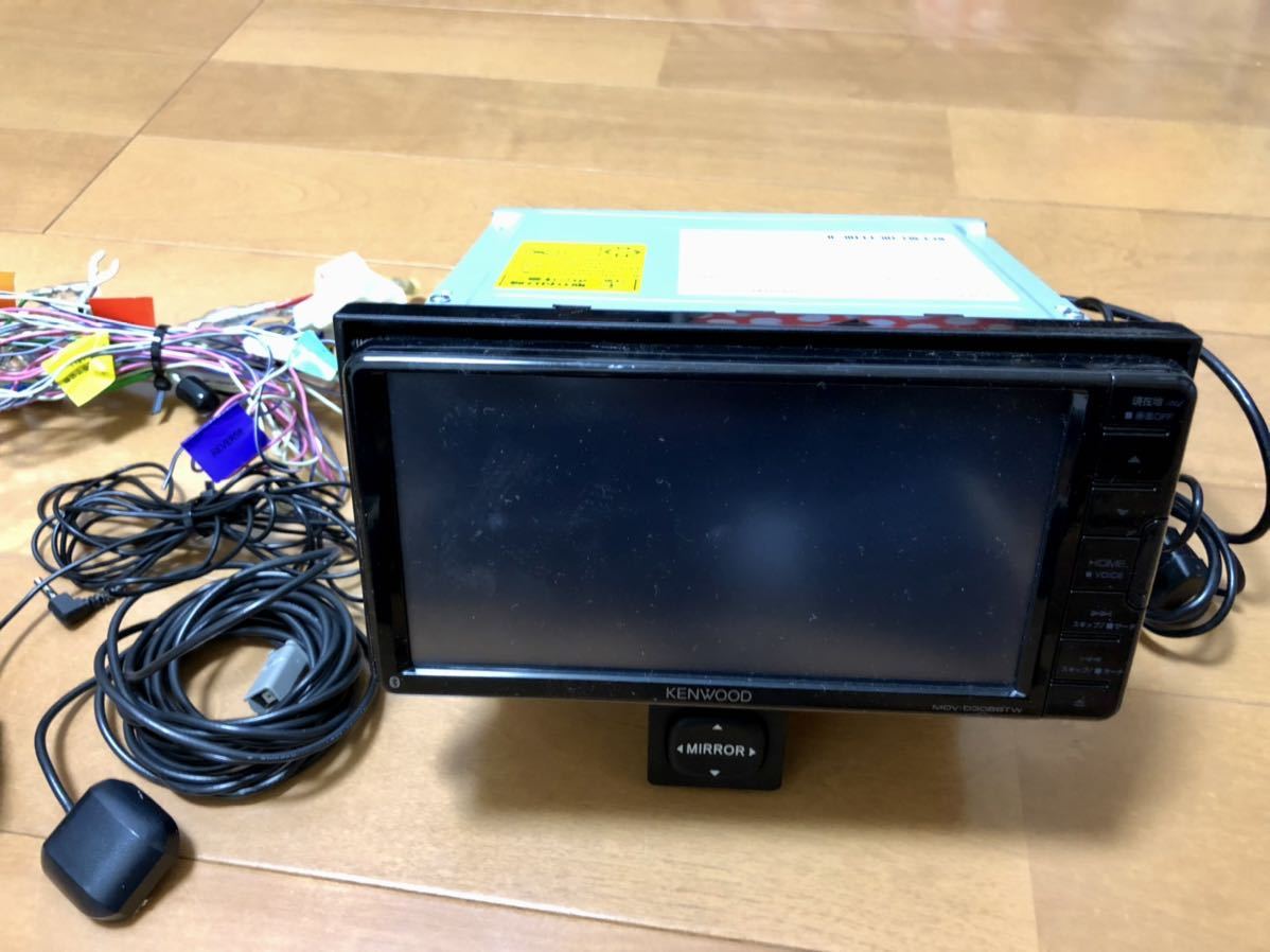 中古 KENWOOD ケンウッド 彩速ナビ MDV-D308BTW 送料無料 KENWOOD ケンウッド 彩速ナビ MDV-D308BTW (メモリーナビ)｜売買された