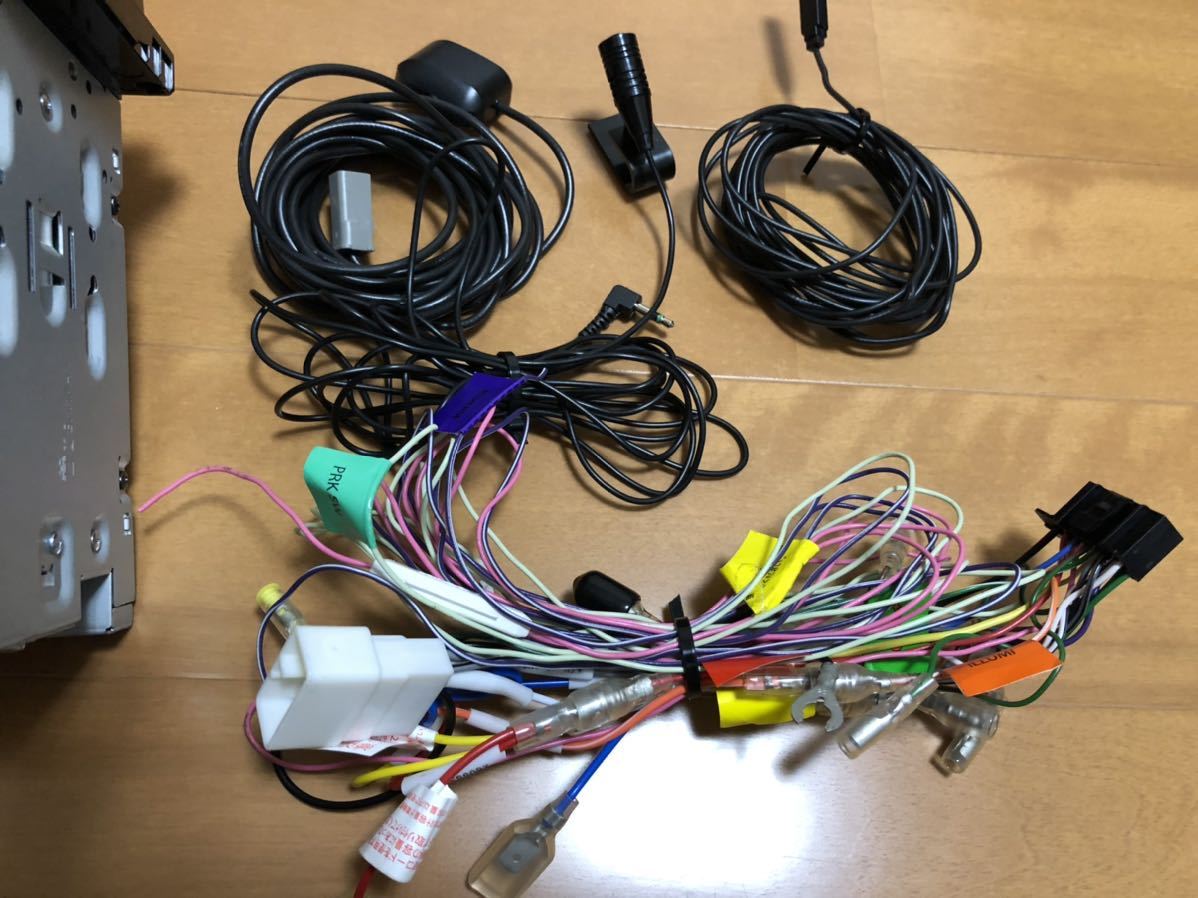 KENWOOD ケンウッド 彩速ナビ MDV-D308BTW (メモリーナビ)｜売買された