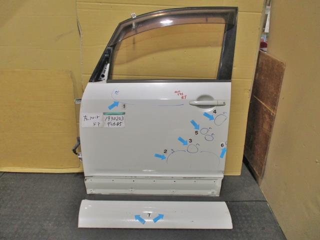 【2025新款】 デリカＤ5 DBA-CV5W 左FドアASSY 414682