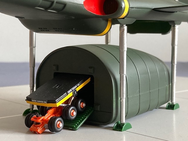 イマイ 1/350 サンダーバード2号 付き アオシマ ファイアーフラッシュ