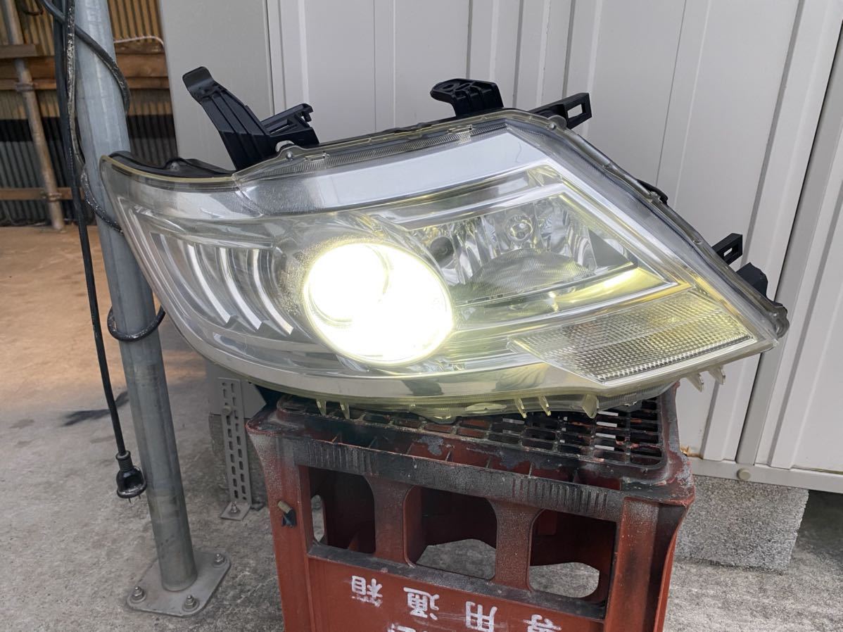 H21 セレナ CC25 ハイウェイスター 後期 ヘッドライト HID 左右 セット