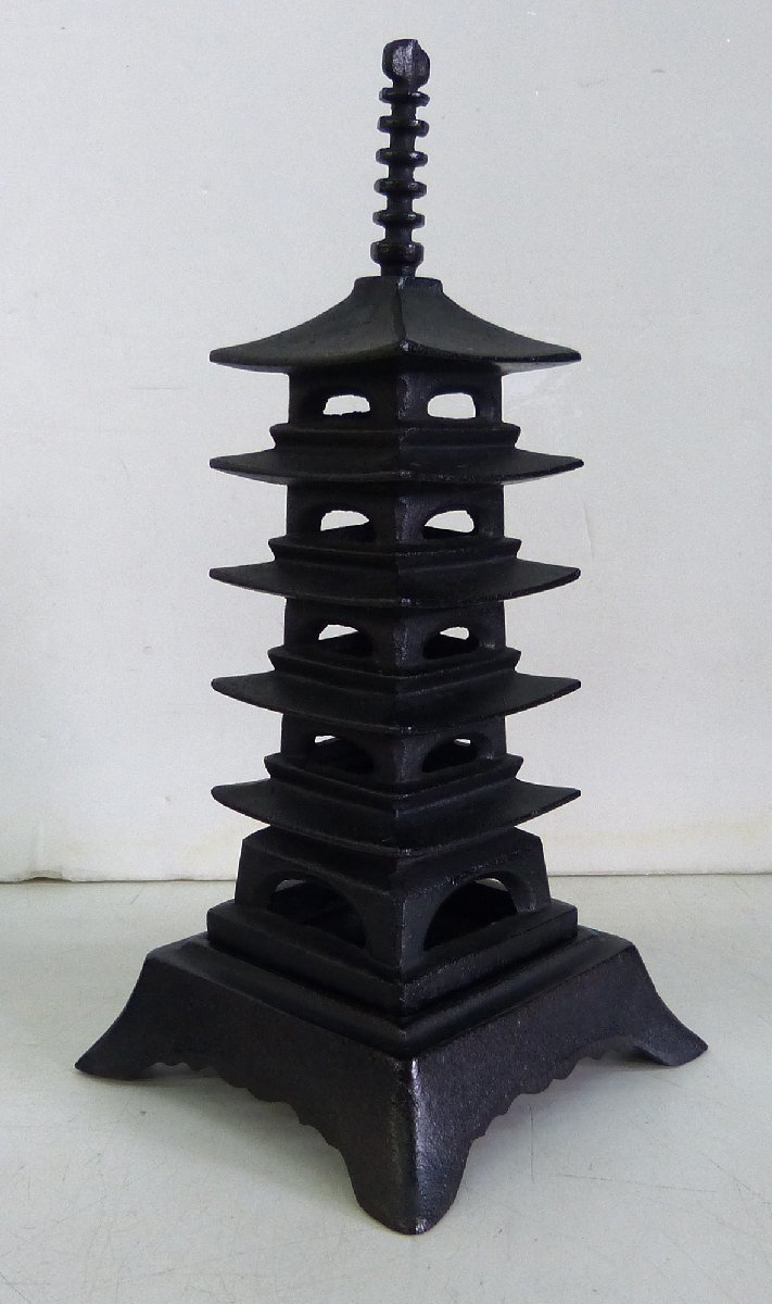 ☆鉄器 工芸品!南部鉄器 五重塔 仏教建築 仏舎利塔 相輪 置物 