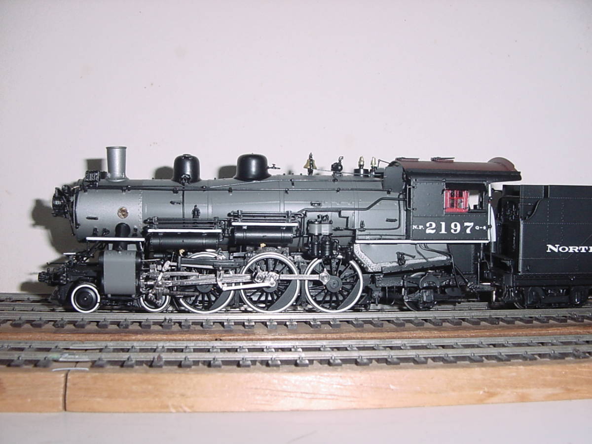 HO W&R Northern Pacific 4-6-2 Q-4 Northern Pacific Brass Department S-4 V2