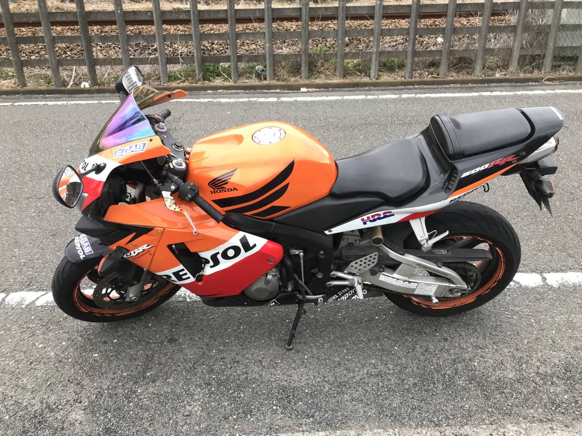 CBR600RR PC37 逆車 走行39354km 車検令和5年8月まで CBR600RR PC37 逆車 走行39354km 車検令和5年8月まで