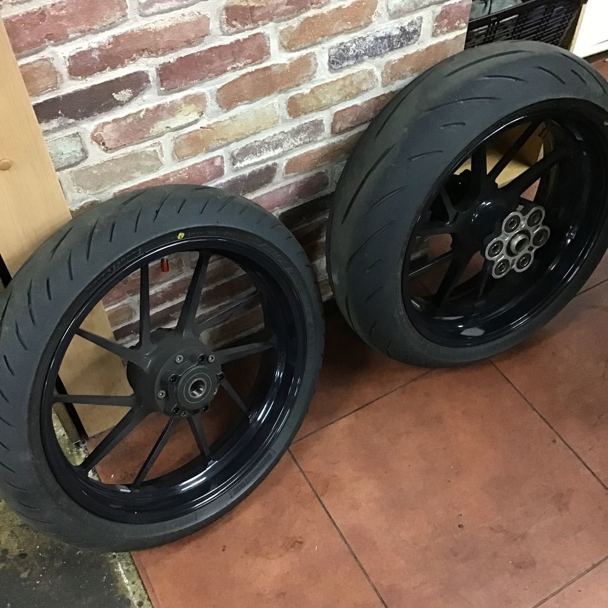 f1064575661.1