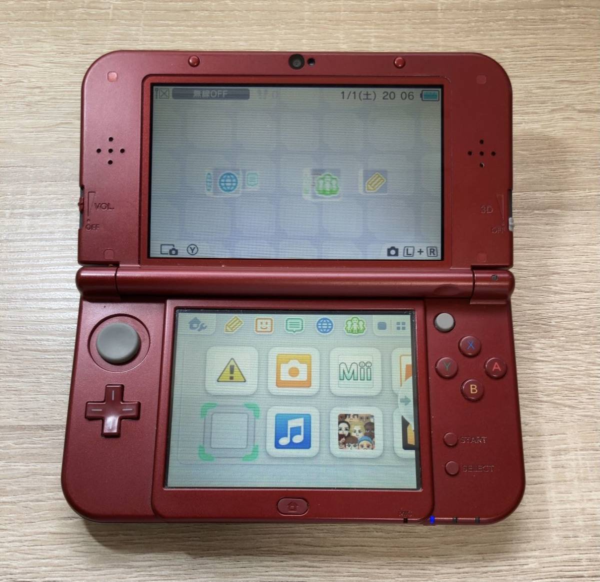 Newニンテンドー3DS LL 任天堂3DS Nintendo メタリックレッド 1000円