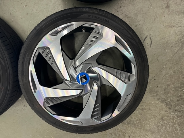 50系 トヨタ プリウス・PHV用モデリスタホイールセット 215/40 18