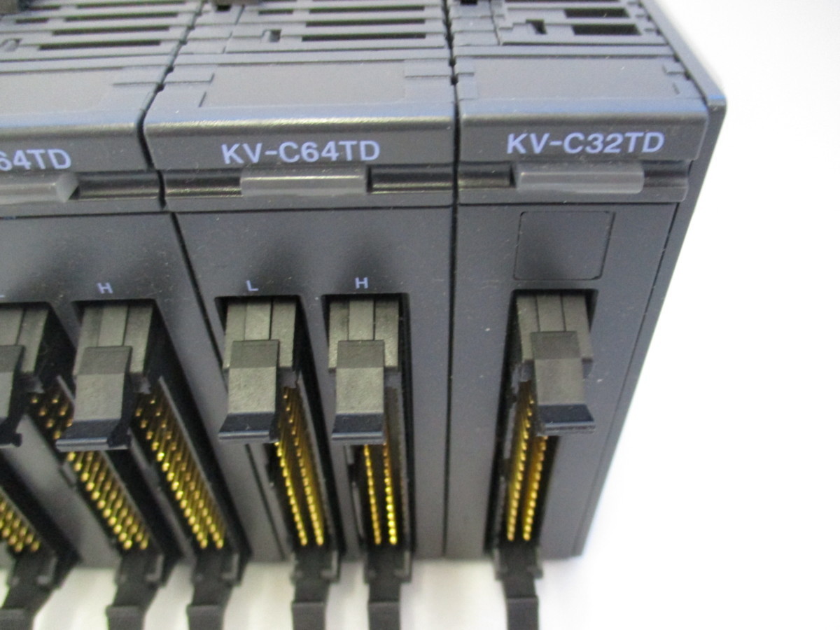 KEYENCE KV-5000/KV-C64XC/KV-C32XC/KV-C64TD/KV-C32TD CPUユニット