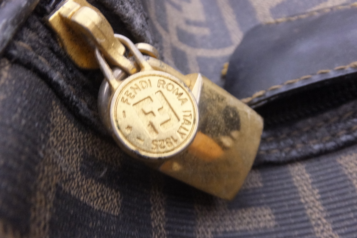 ま*る様 FENDI ペカン 2way ボストンバッグ⁄ハンドバッグ FENDI