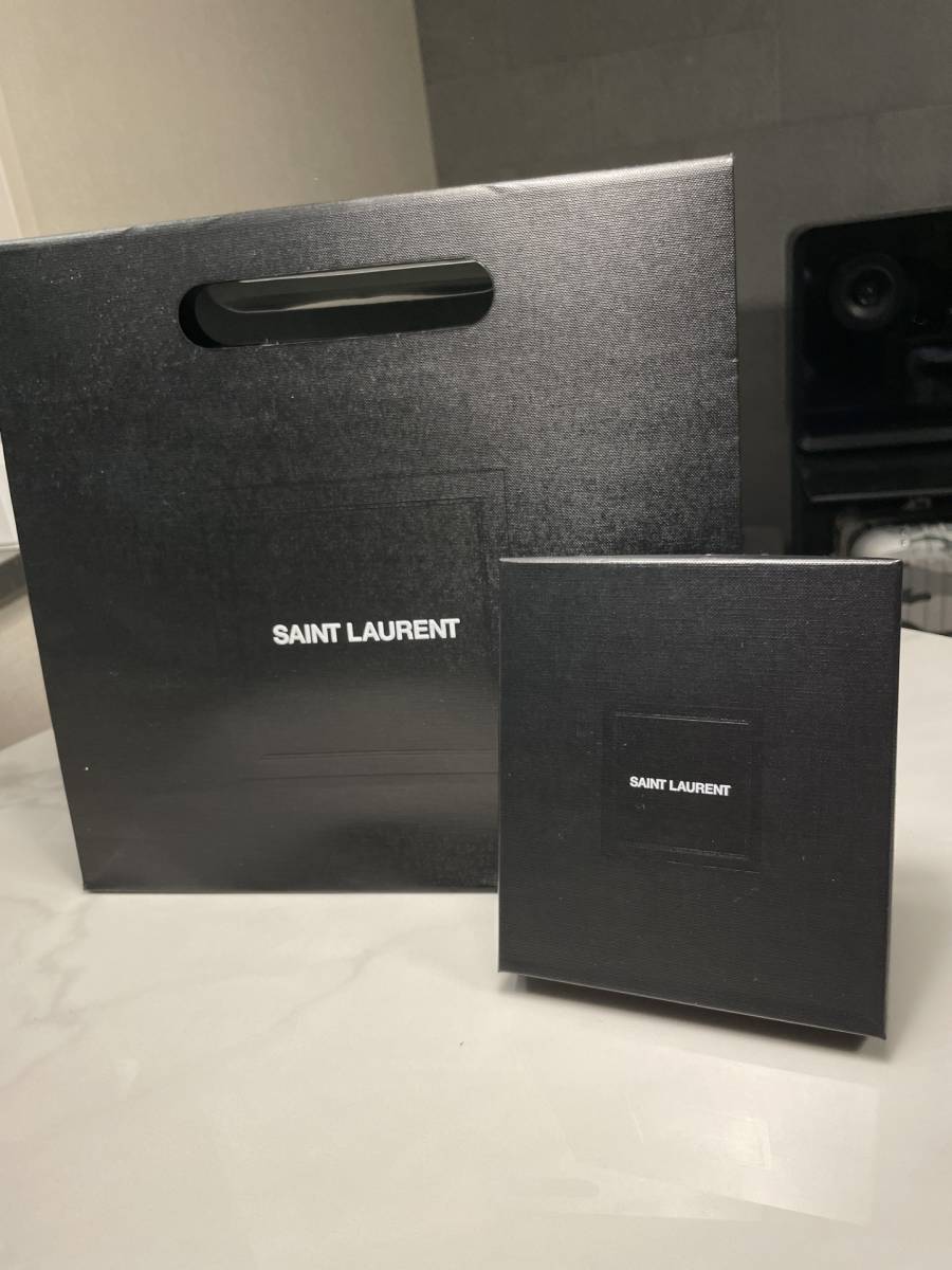 新品SAINT LAURENTサンローラン二つ折り財布小銭入れ付きイースト/ウエスト ウォレット（レオパード柄レザー） LAURENT SAINT サンローラン 財布 メンズ 超美品SAINT