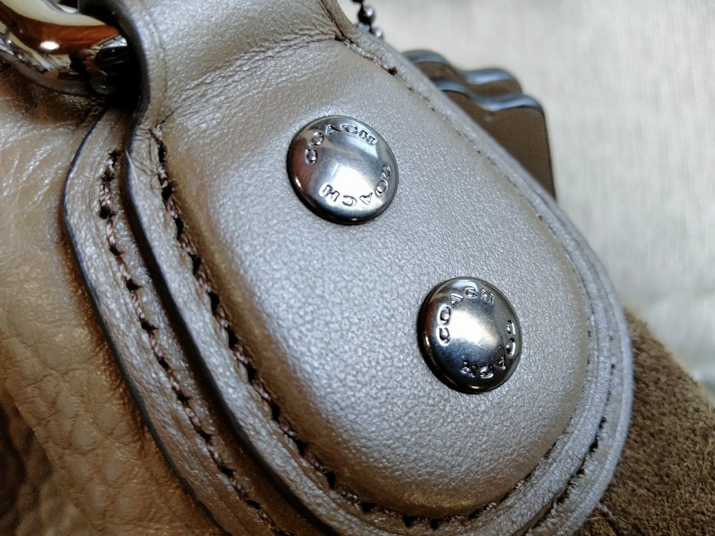 未使用品【COACH NEWYORK コーチ】型番57647 センスが光るカラー 御洒落なトープ/グレイッシュブラウン バッファローレザー×スエード コーチ COACH 0 ワンショルダーバッグ ミックスドレザー コーチ(COACH)|2WAYショルダーバッグ|ハードオフ公式通販オフ