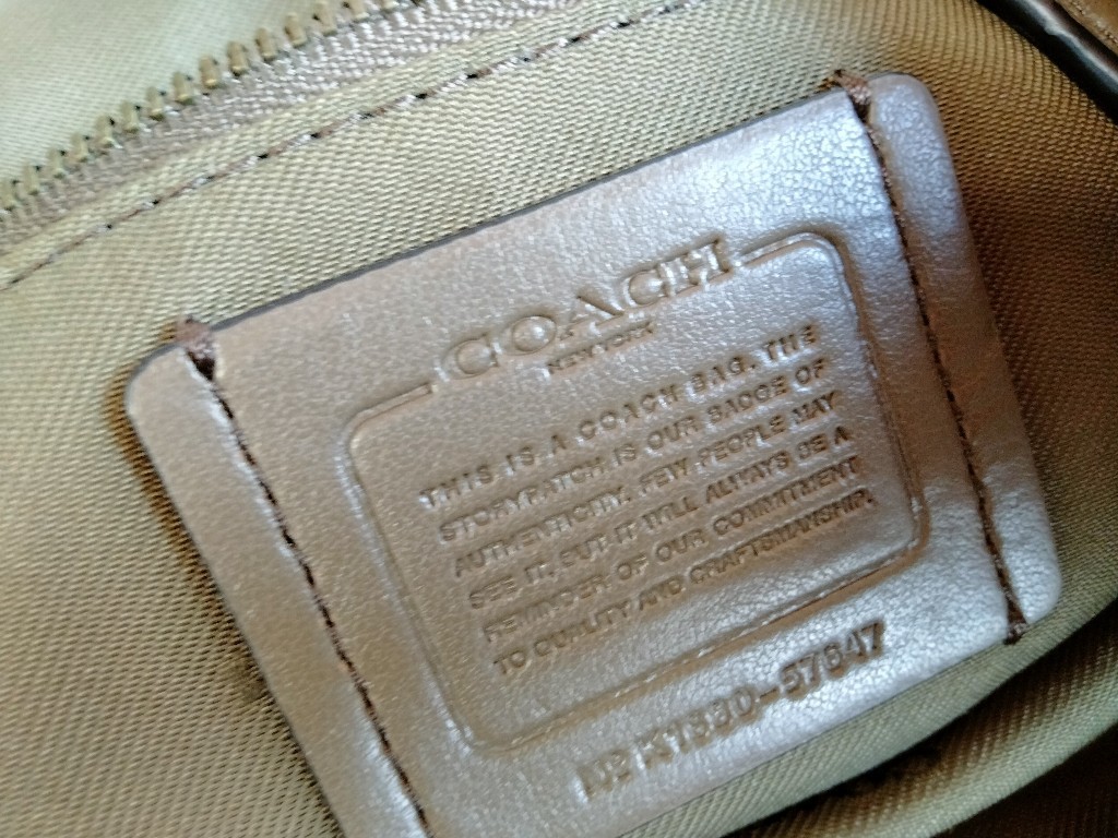 未使用品【COACH NEWYORK コーチ】型番57647 センスが光るカラー 御洒落なトープ/グレイッシュブラウン バッファローレザー×スエード コーチ COACH 0 ワンショルダーバッグ ミックスドレザー コーチ(COACH)|2WAYショルダーバッグ|ハードオフ公式通販オフ