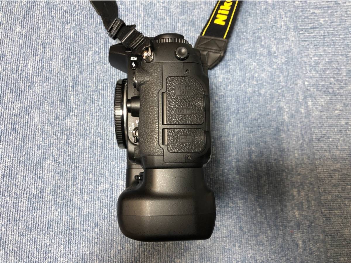 品質保証，豊富な ニコン NIKON D200 MB-D200付シャッター回数455回 中古 極上美品