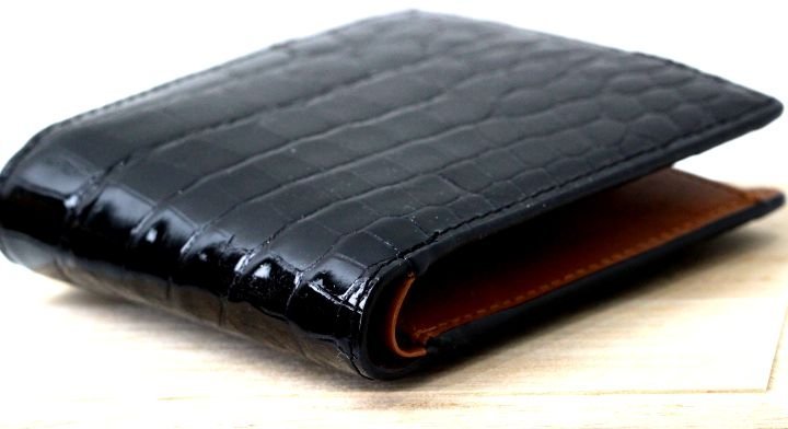 木箱付き！定価23万円 新品 ヘンローン クロコ クロコダイル 2つ折り 財布 シャイニー リセ ブラック 光沢 1195 ヘンローン 新品 シャイニー HILTON 定価23万円 ラウンド