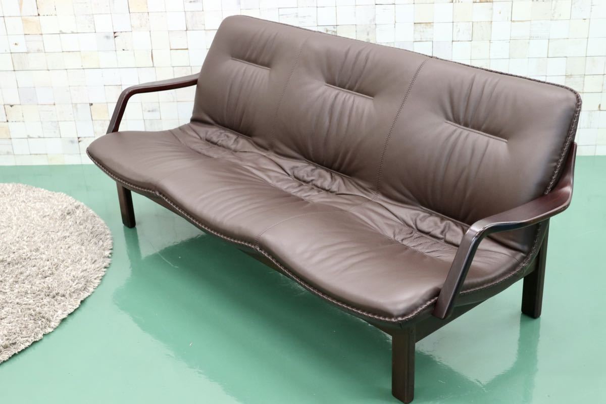 BERG Furniture ベルグファニチャー ⁄ | クラシック ハイバック3 E90