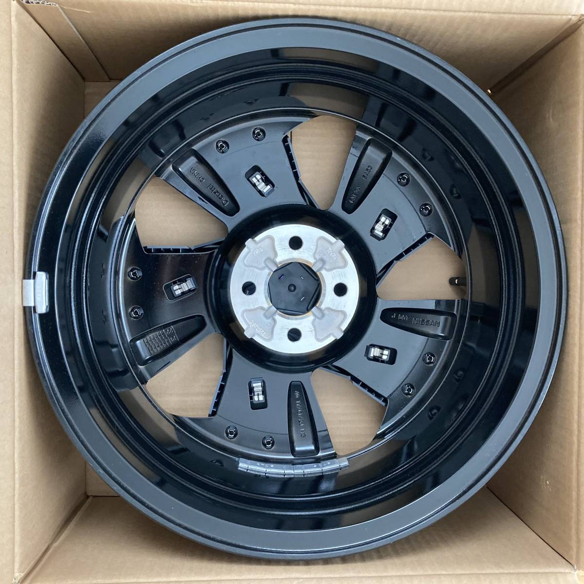 日産 AURA 17インチ 純正アルミホイール　2本 送料込み】新車外し 日産 ノート オーラ AURA 17インチ 純正 アルミ