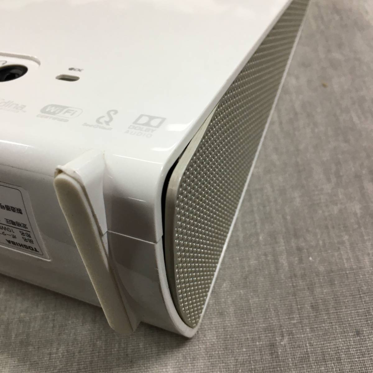 現状品 東芝 10V型 液晶テレビ 10WP1 10V型 10WP1 東芝 [10.1V型 REGZA（