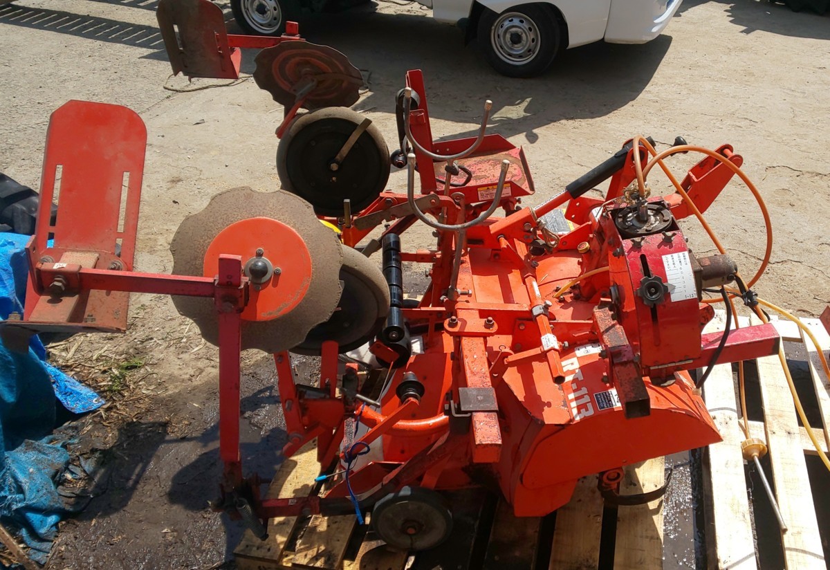 鹿児島発 クボタ トラクター用マルチロータリーRT-113 三点リンク