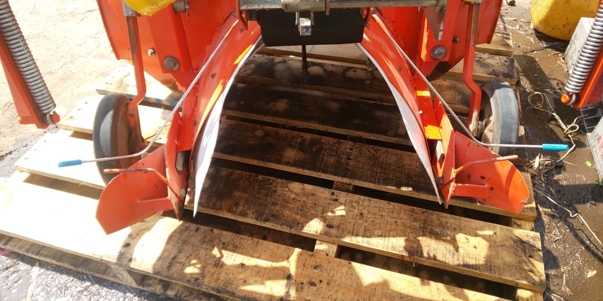鹿児島発 クボタ トラクター用マルチロータリーRT-113 三点リンク 鹿児島発 クボタ トラクター用マルチロータリーRT-113 三点リンク