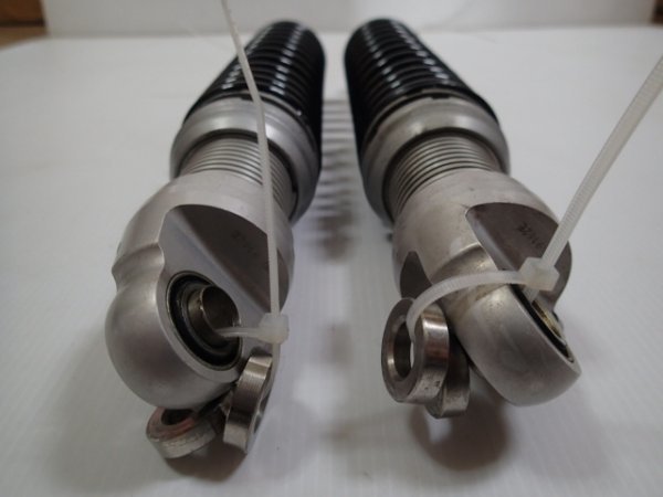 ハーレー スポーツスター XL1200 XL883 オーリンズ OHLINS リア 