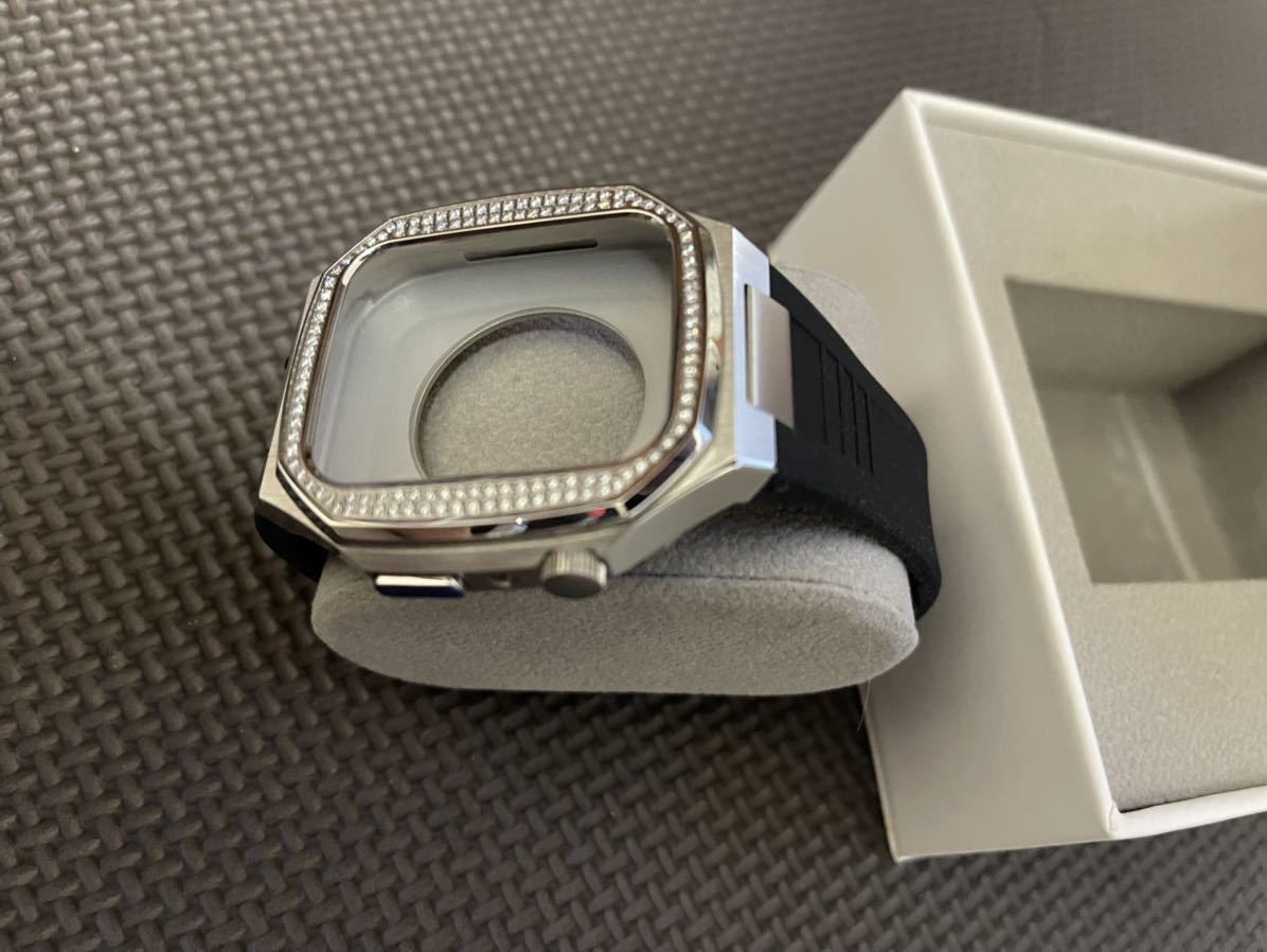 中古美品 アップルウォッチ SERIES7 45mm高級ケース CZダイヤ