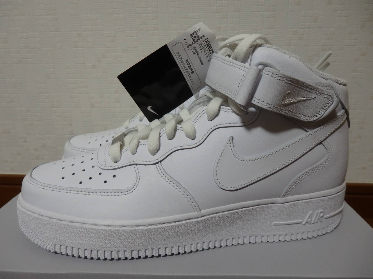 新作登場，高品質 NIKE ナイキスニーカー WMNS AIR FORCE 1 '07 MID エアフォース１ ミッド トリプルホワイト 28.0cm 25周年記念 40周年記念(28.0cm)｜売買されたオークション情報、yahooの商品情報をアーカイブ公開 - オ 28.0cm
