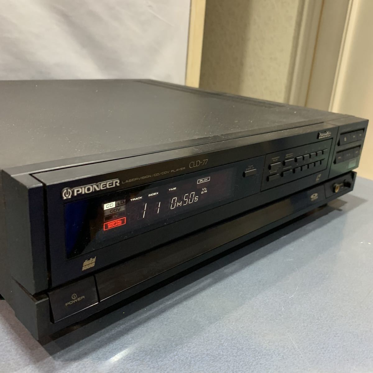 【PIONEER/パイオニア】レーザーディスク　CLD-77 通電確認済み PIONEER⁄パイオニアレーザーディスク CLD-77 通電確認済み
