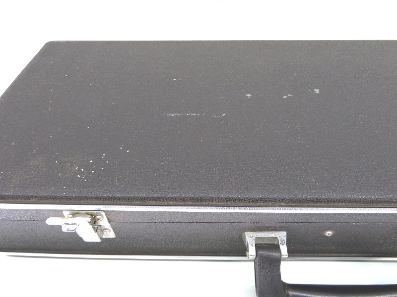 【管理G384】KAMAKA UKULELE　カマカ　ウクレレ　ホワイトラベル　ハードケース付き ホワイトラベル Kamaka カマカ 8弦 Vintage ホワイト
