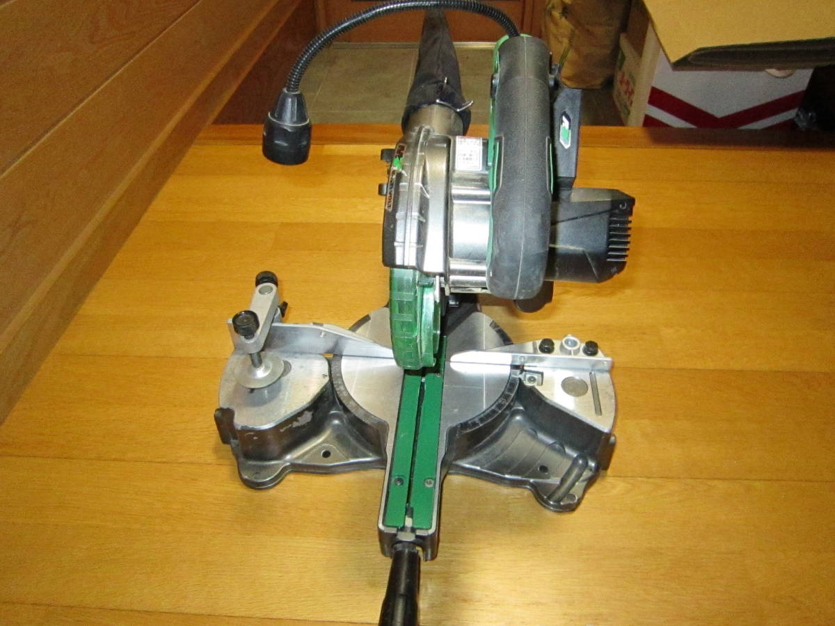 人気SALE，限定セール 日立工機 165mm 充電卓上丸鋸 C3606DRA(丸のこ)｜売買されたオークション情報、yahooの商品情報をアーカイブ公開 - オークファン 木工用