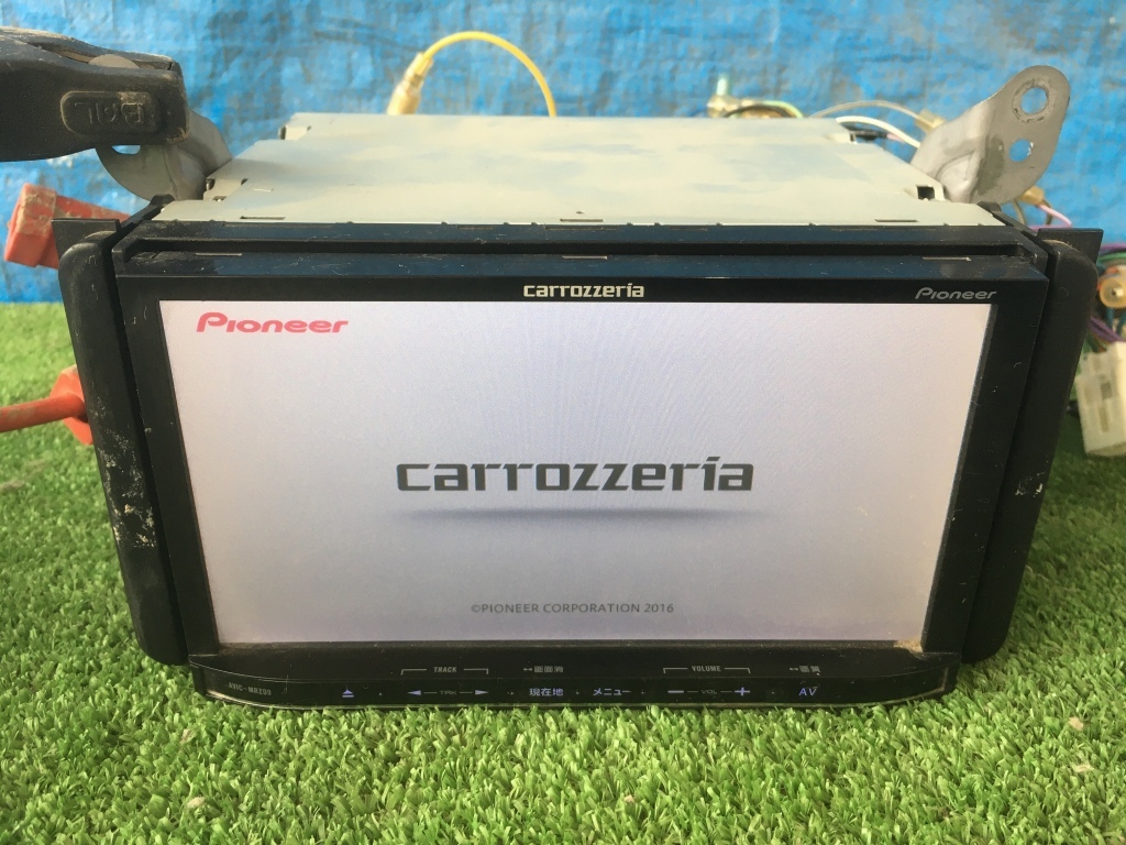 カロッツェリア AVIC-MRZ09 2011地図 TV BT USB SD対応 【公式通販】