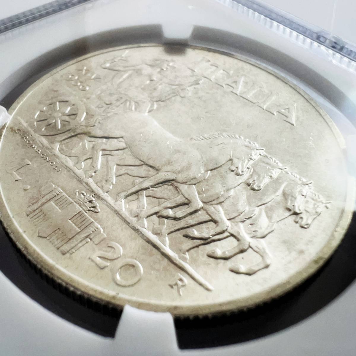 イタリア 1936年 20リラ ヴィトリオ・エマヌエーレ3世 銀貨 NGC MS64