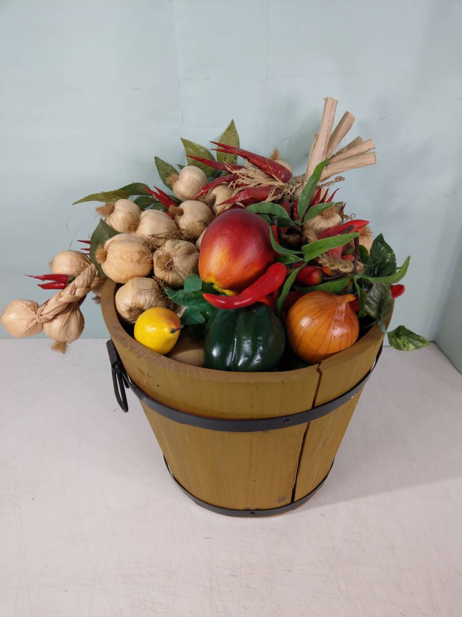 ディスプレイ用 フルーツと野菜のセット 木樽付き イミテーション ブドウ トウガラシ ピーマン ニンニク等 1サイズ発送 食品サンプル 売買されたオークション情報 Yahooの商品情報をアーカイブ公開 オークファン Aucfan Com