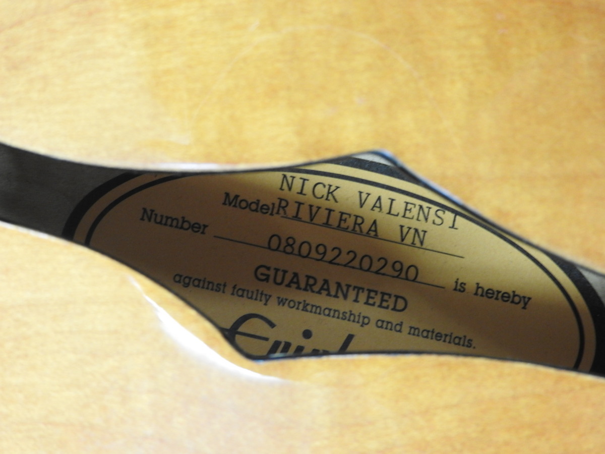 Epiphone エピフォン Nick Valensi Riviera Vn ニック ヴァレンシ リビエ エレキギター セミアコ ケース付き エピフォン 売買されたオークション情報 Yahooの商品情報をアーカイブ公開 オークファン Aucfan Com