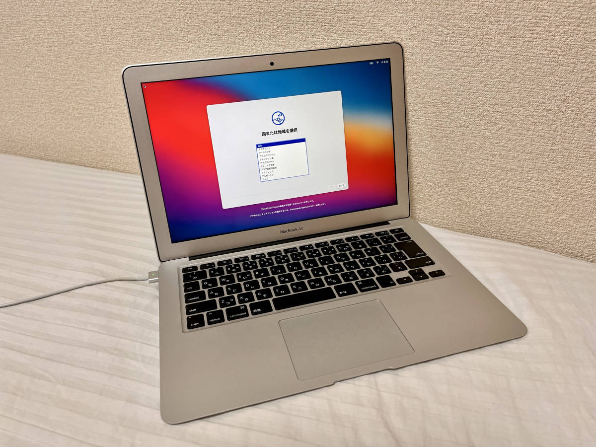 ★MacBook Air☆ Apple 13.3インチ Early 2015/Core i7/SSD 256GB/メモリ 8GB/macOS Big Sur ☆クッションケースのおまけ付き★