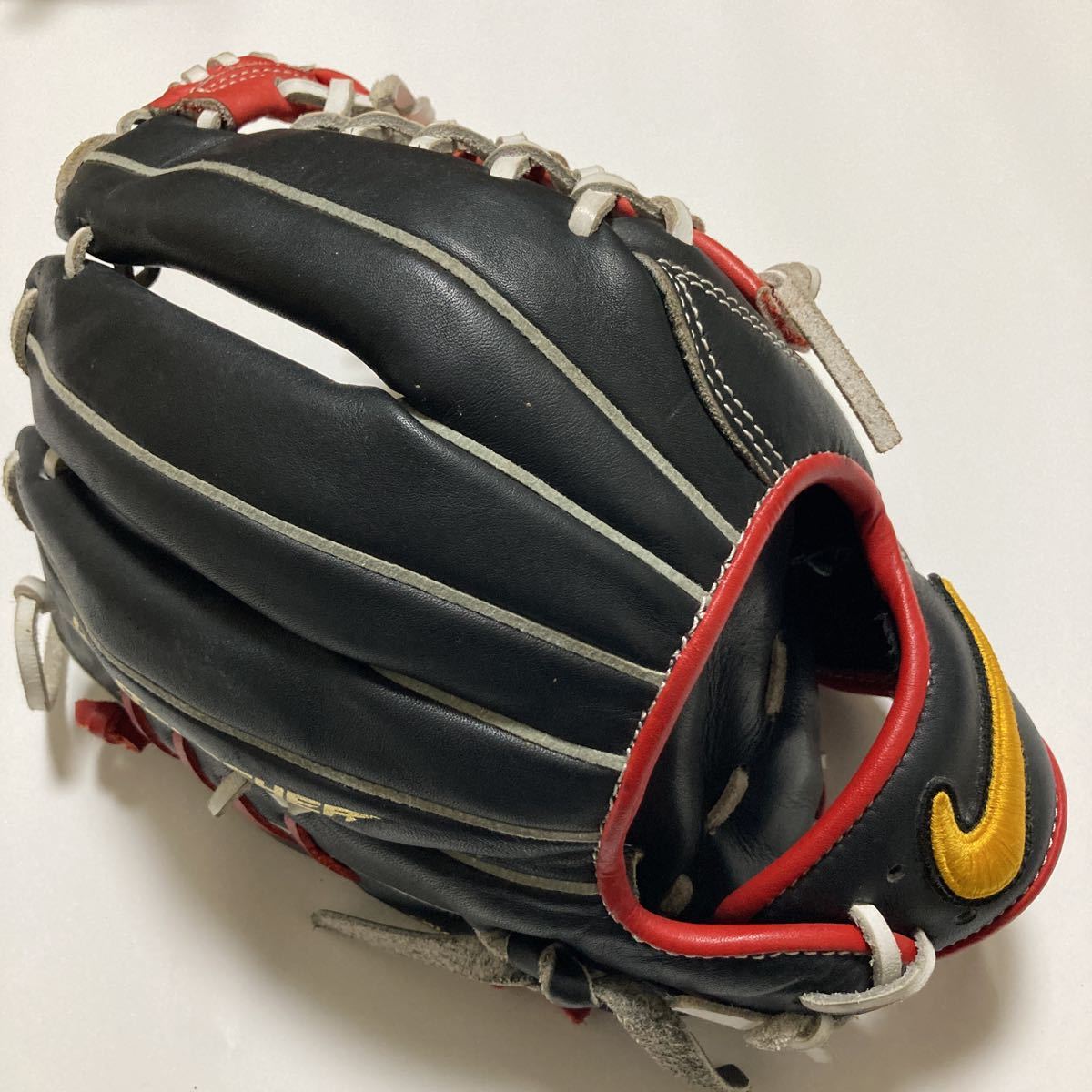 NIKE一般オールラウンドグローブ！限定カラー！廃盤品！ NIKE一般オールラウンドグローブ！限定カラー！廃盤品！ ナイキ